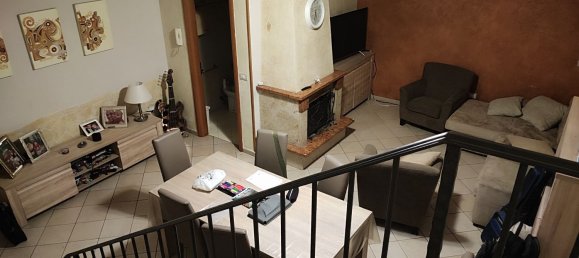 Casa de 5 habitaciónes en Brusciano, Italy No. 255359 8