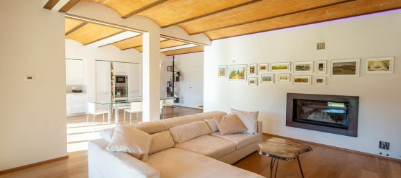 Дом с 2 спальнями в Вольтерра, Италия № 141931 39