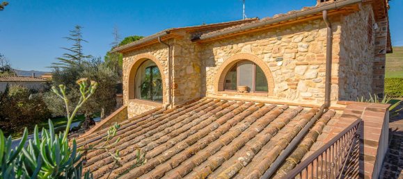 Дом с 2 спальнями в Вольтерра, Италия № 141931 17