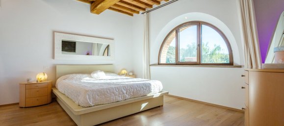 Дом с 2 спальнями в Вольтерра, Италия № 141931 4