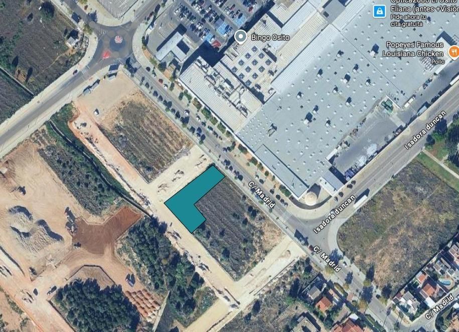 Terreno em L'Eliana, Spain 1379 m² N.º 245358