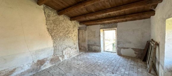 2 bedrooms House in Caramanico Terme, Italy No. 173195 5