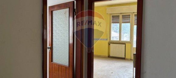 4 bedrooms Apartment in Chieti, Italy No. 43333 2