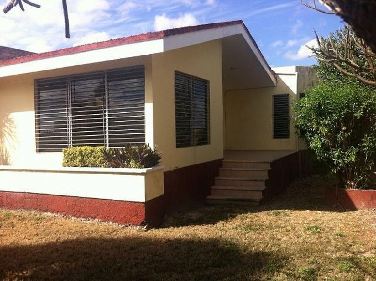 3 bedrooms House in Yucatan, Mexico No. 184066