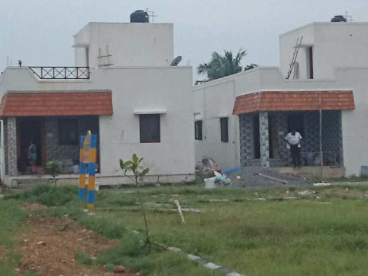 2 bedrooms House in Chennai, India No. 13218