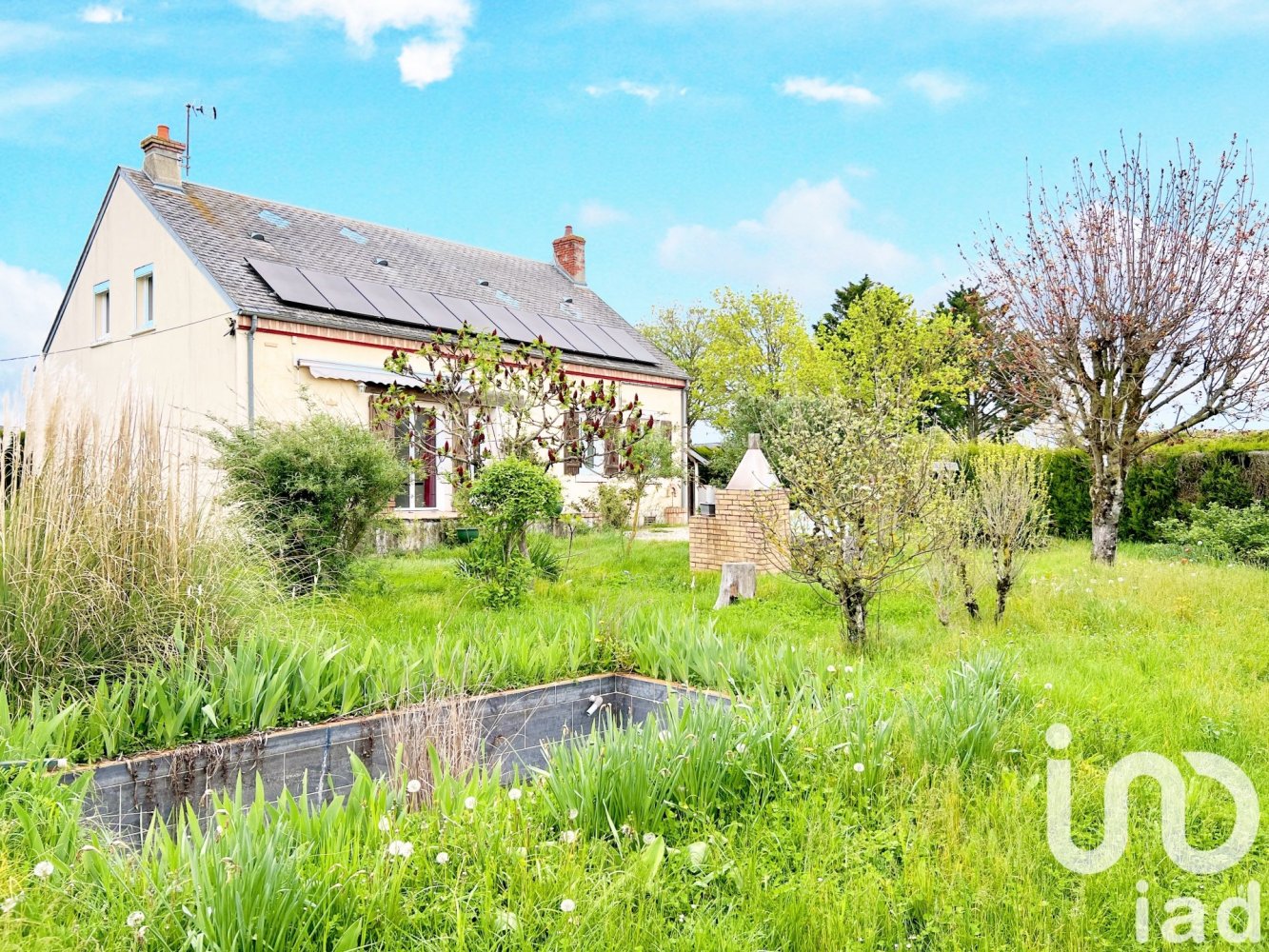 4 bedrooms House in Le Subdray, France No. 73485