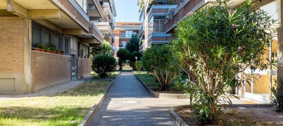 Apartamento de 2 habitaciónes en Rome, Italy No. 285601 3