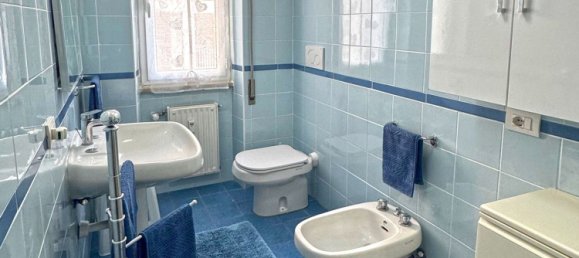 4-salle Appartement à Chiavari, Italy No. 278122 22