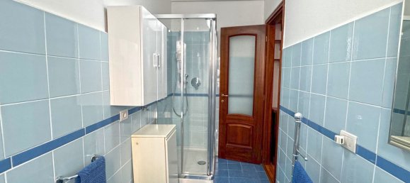 4-salle Appartement à Chiavari, Italy No. 278122 17