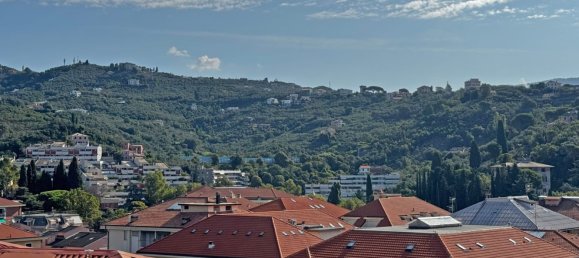 4-salle Appartement à Chiavari, Italy No. 278122 14