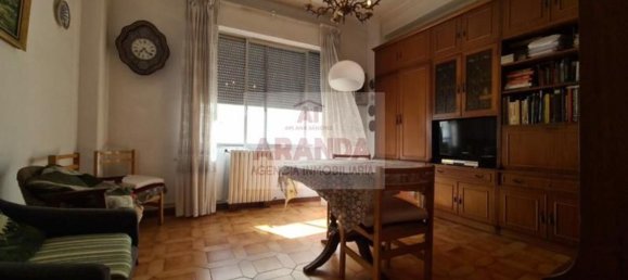 5 bedrooms Apartment in Zaragoza, Spain No. 156121 6