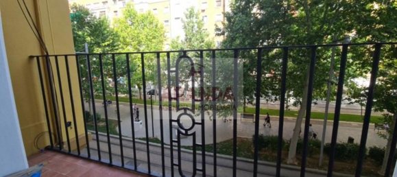 5 bedrooms Apartment in Zaragoza, Spain No. 156121 2