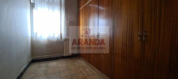 5 bedrooms Apartment in Zaragoza, Spain No. 156121 15