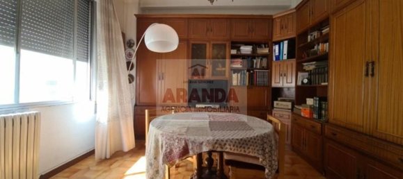 5 bedrooms Apartment in Zaragoza, Spain No. 156121 5