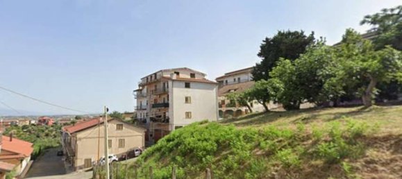 4 rooms Apartment in Roggiano Gravina, Italy No. 185401 16