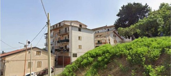 4 rooms Apartment in Roggiano Gravina, Italy No. 185401 4