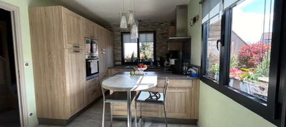 Дом с 8 комнатами в Coquelles, Франция № 364094 4