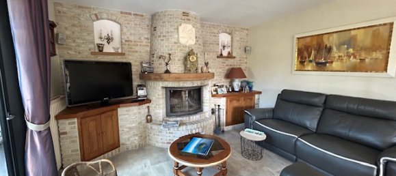 Дом с 8 комнатами в Coquelles, Франция № 364094 3