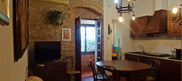 3 bedrooms Apartment in San Gimignano, Italy No. 82170 3