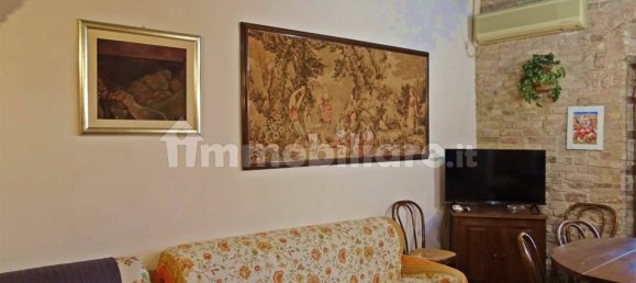 3 bedrooms Apartment in San Gimignano, Italy No. 82170 7