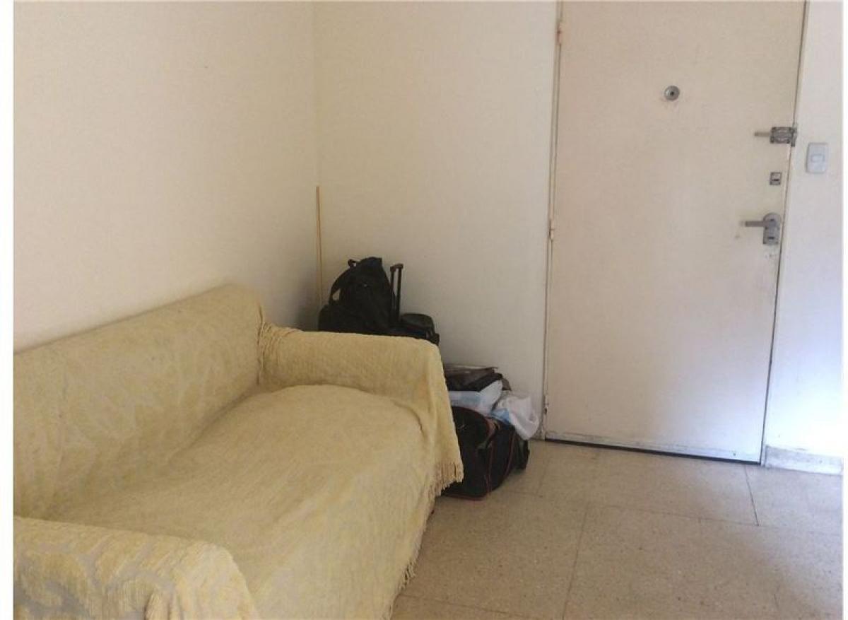 33m² Office in Buenos Aires, Argentina No. 107095