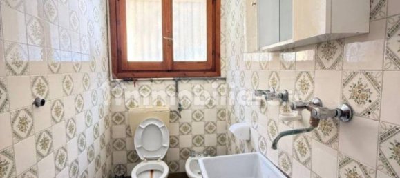 1-salle Propriété commerciale à Modena, Italy No. 349750 9