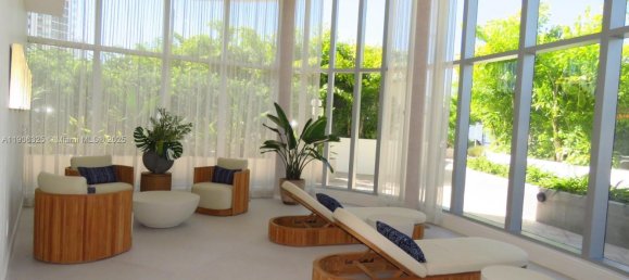 1 dormitorio propiedad comercial en venta en Miami, Miami-Dade, Florida, USA № 615849 9