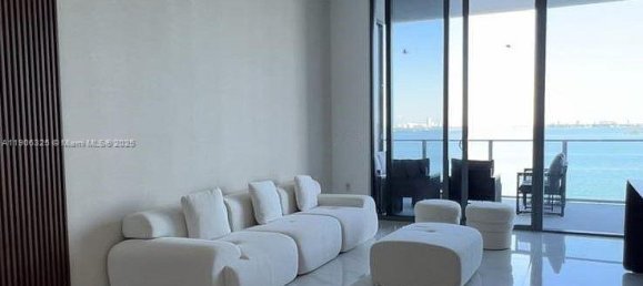 1 dormitorio propiedad comercial en venta en Miami, Miami-Dade, Florida, USA № 615849 5