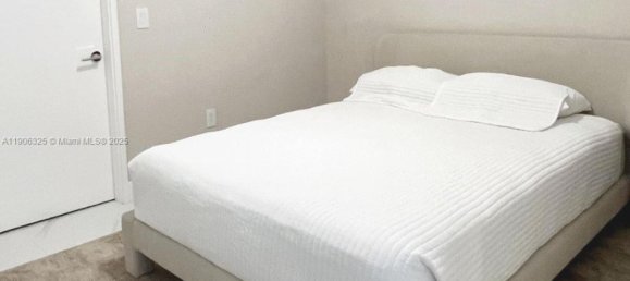 1 dormitorio propiedad comercial en venta en Miami, Miami-Dade, Florida, USA № 615849 2