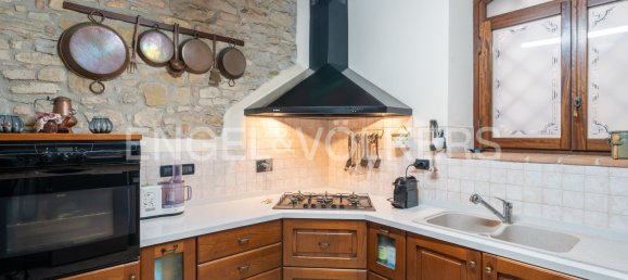 4 غرف نوم فيلا في Perugia, Italy رقم 128082 7