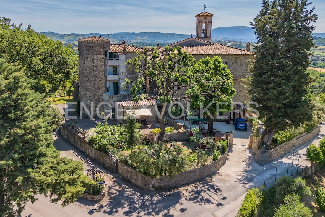 4 غرف نوم فيلا في Perugia, Italy رقم 128082