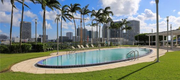 2 غرف نوم عقار تجاري في Miami, الولايات المتحدة رقم 615138 29