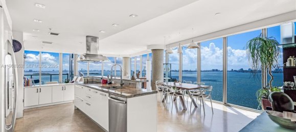 2 غرف نوم عقار تجاري في Miami, الولايات المتحدة رقم 615138 10