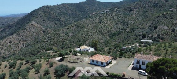 18 bedrooms House in Comares, Spain No. 58097 13
