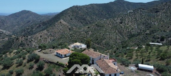 18 bedrooms House in Comares, Spain No. 58097 6