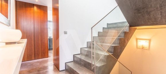 Casa de 5 dormitorios en Cascais, Portugal No. 44396 41