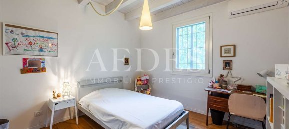 5 bedrooms Villa in Modena, Italy No. 283297 32