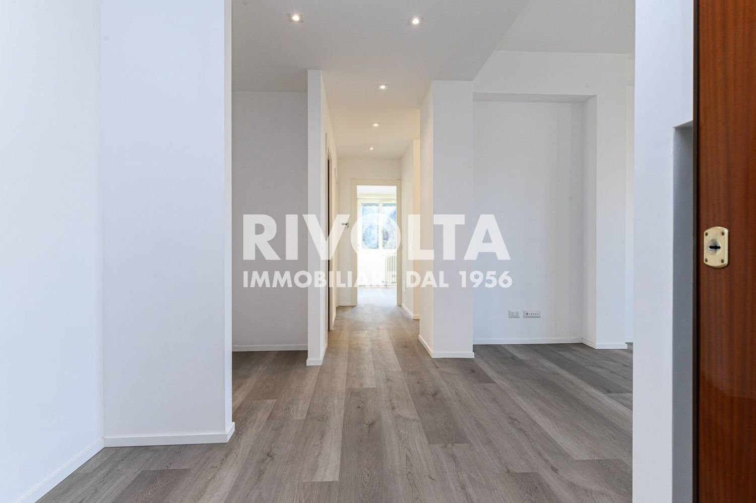 Apartamento de 4 divisões em Rome, Italy N.º 203522