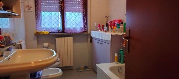 4 Schlafzimmer Villa in Casteggio, Italy, Nr. 76465 10