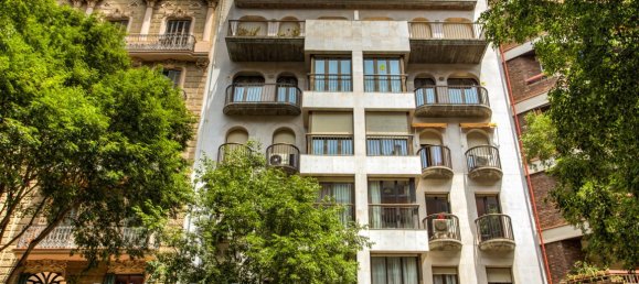 Apartamento de 5 dormitorios en Barcelona, Spain No. 137 16