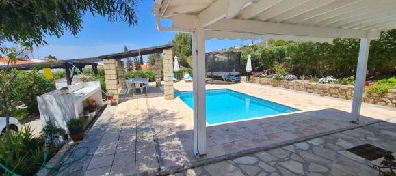 Propiedad comercial de 6 dormitorios en Tala, Cyprus No. 82883 6