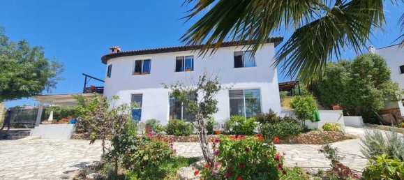 Propiedad comercial de 6 dormitorios en Tala, Cyprus No. 82883 16