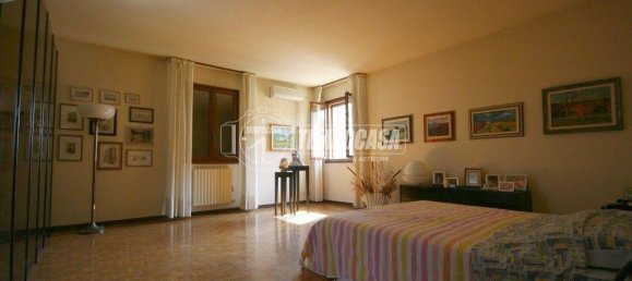 5 bedrooms Villa in Modena, Italy No. 375425 27