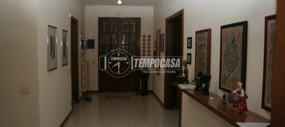 5 bedrooms Villa in Modena, Italy No. 375425 14