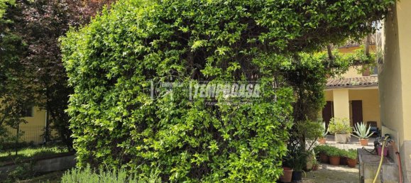 5 bedrooms Villa in Modena, Italy No. 375425 9