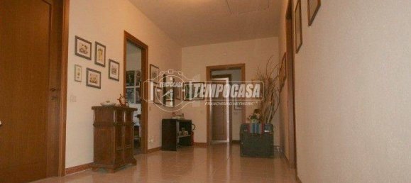 5 bedrooms Villa in Modena, Italy No. 375425 23