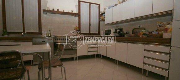 5 bedrooms Villa in Modena, Italy No. 375425 20