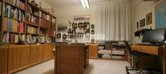 5 bedrooms Villa in Modena, Italy No. 375425 17