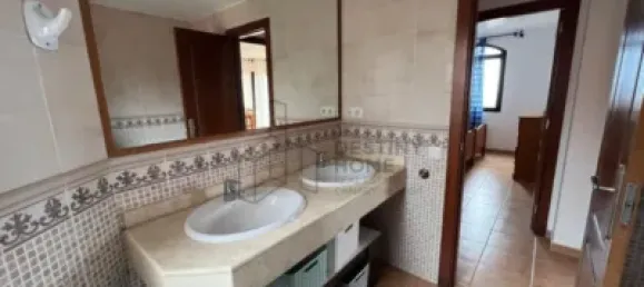 Apartamento de 2 dormitorios en La Oliva, Spain No. 170138 5