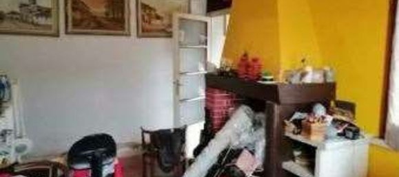 5 rooms House in Altopascio, Italy No. 197100 10